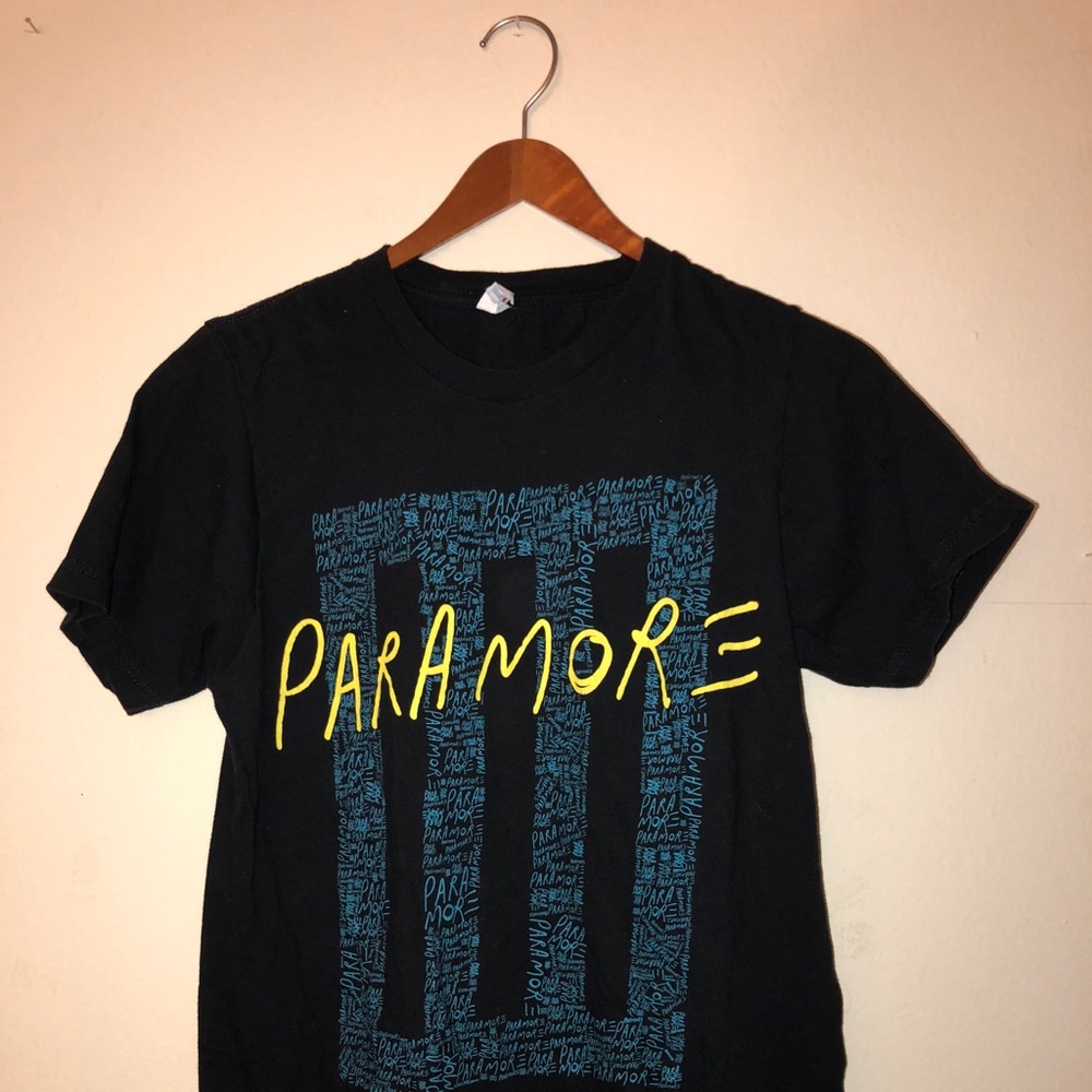 Paramore t-shirt